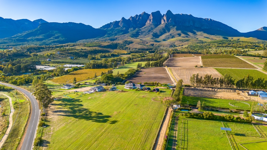 13 Bedroom Property for Sale in Bainskloof Western Cape